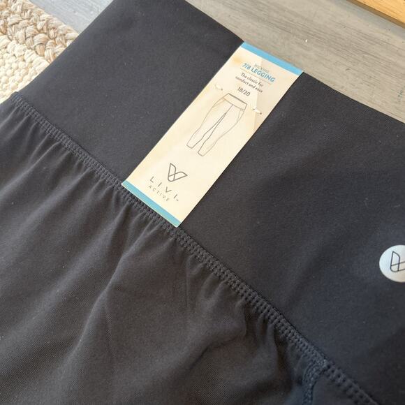 NWT Lane Bryant LIVI Black Rose Gold Zipper Wicking 7/8 Legging Sz 18 20 - Picture 9 of 9